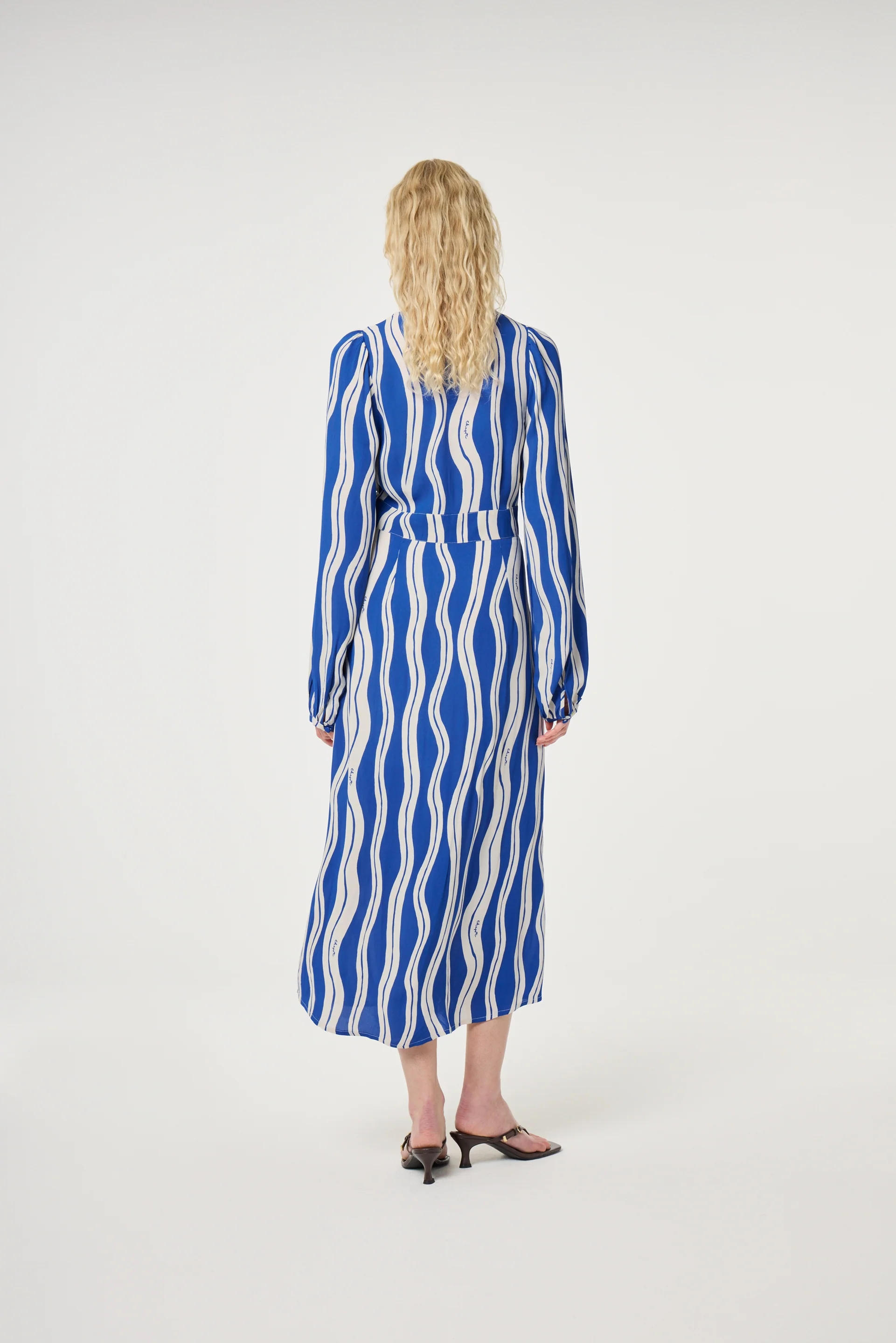 Ana Dress | Cosy White/Cobalt - Image 3
