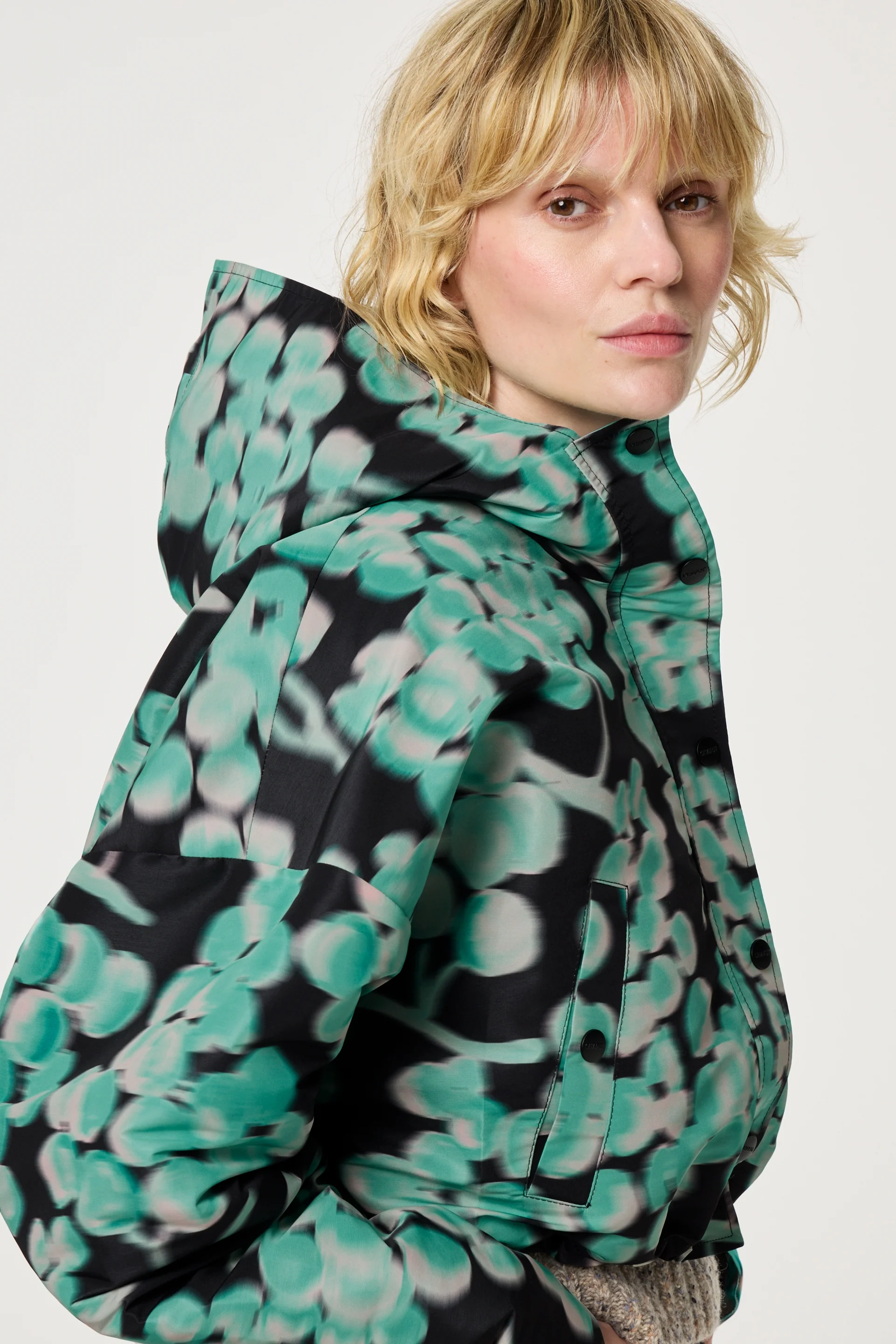 Bennie Puffer | Black/Mint Green - Image 3