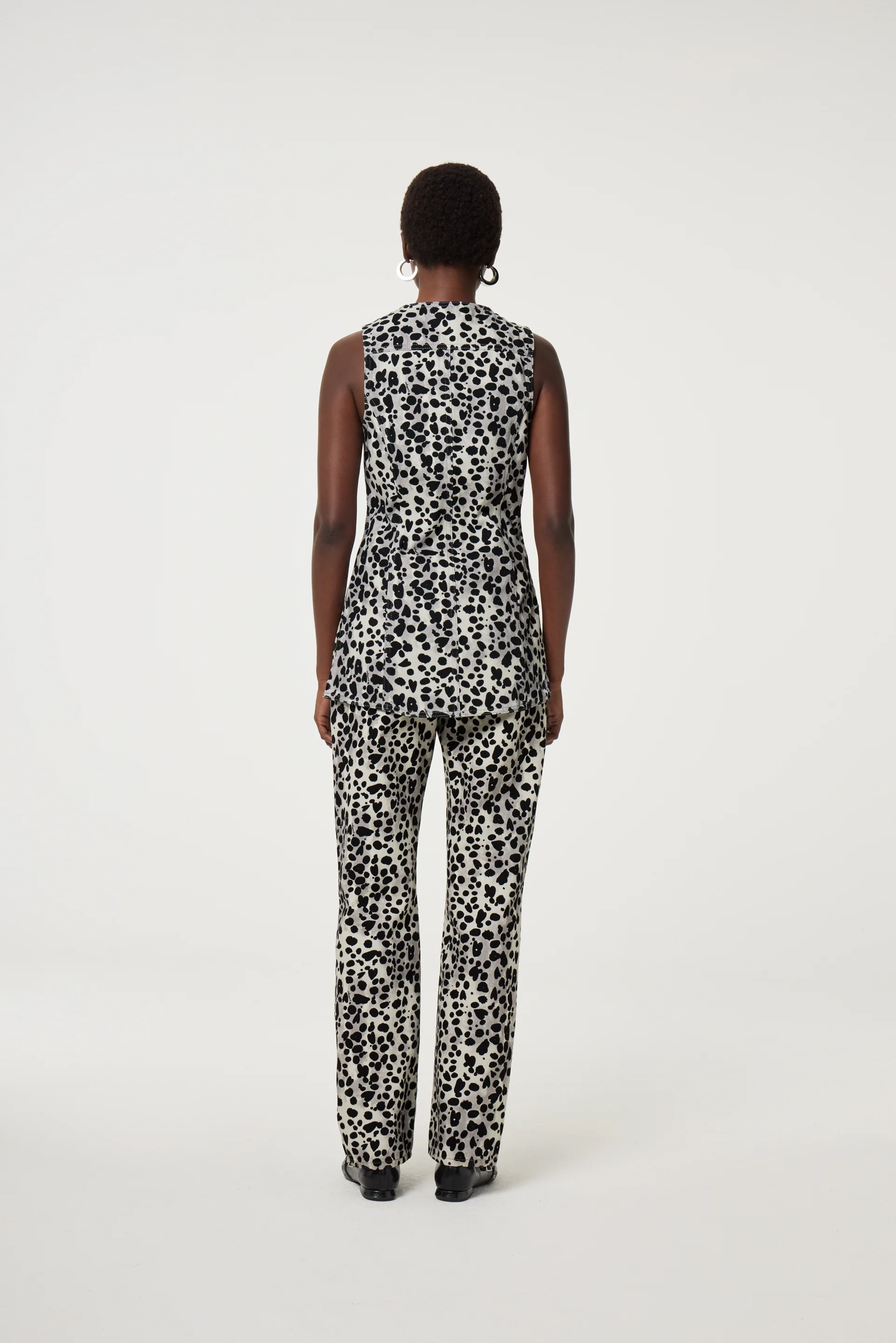 Lilet Gilet | Cosy White/Black - Image 3