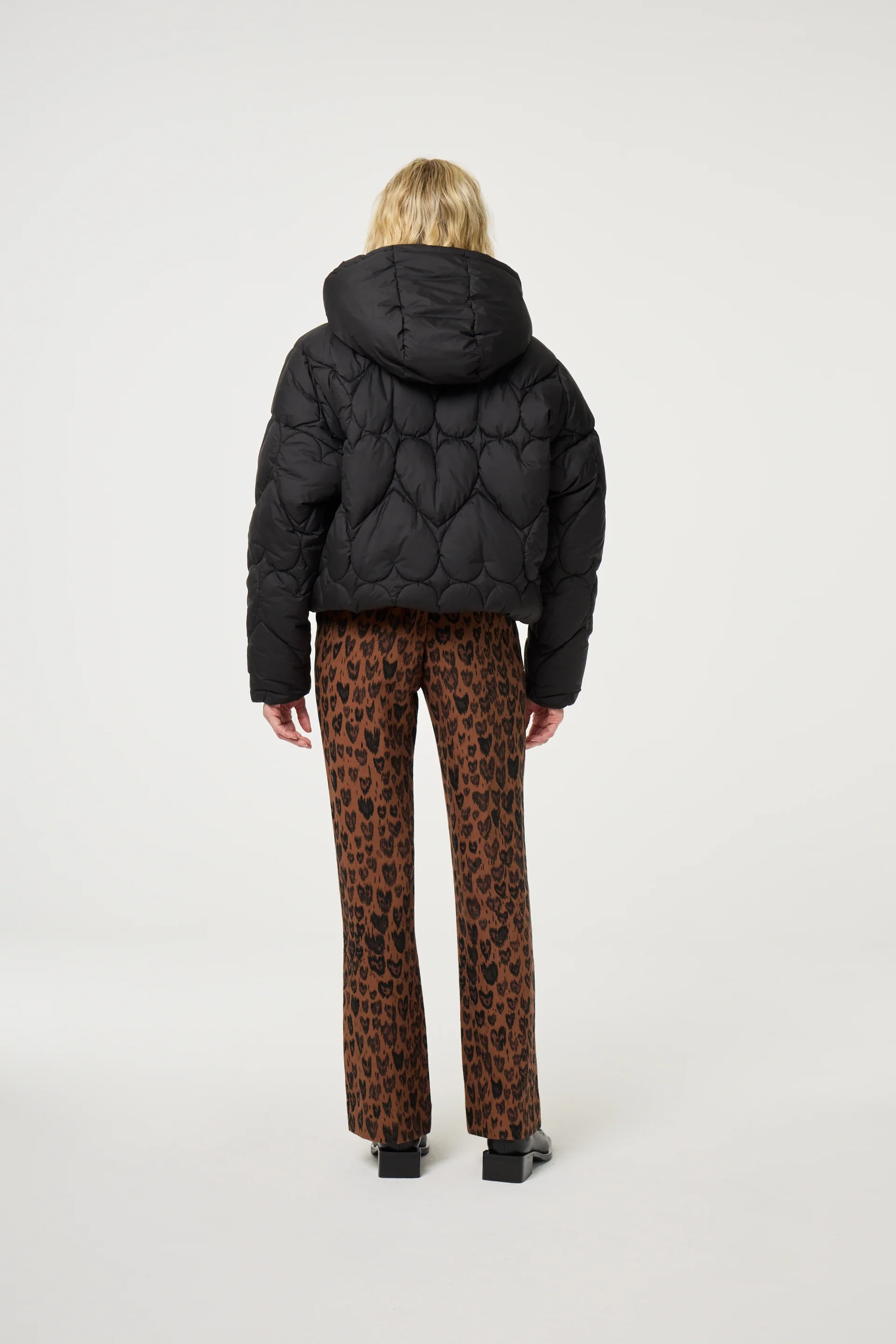 Prisca Puffer | Black - Image 3